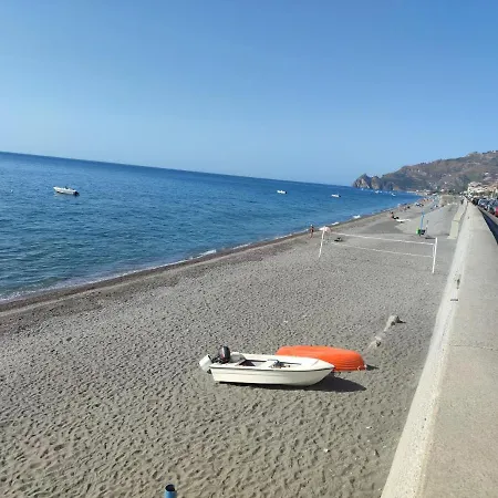 Appartamento Attico Delle Pomelie Santa Teresa Di Riva