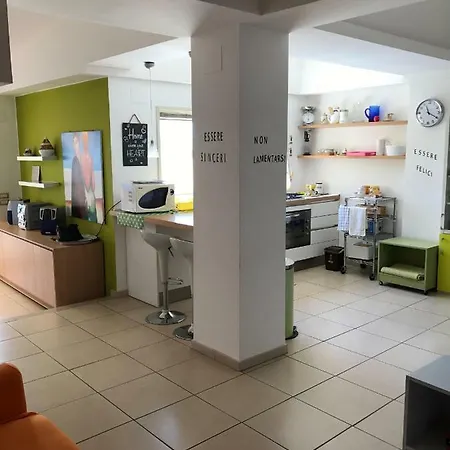 Attico Delle Pomelie 산타 테레사 디 리바